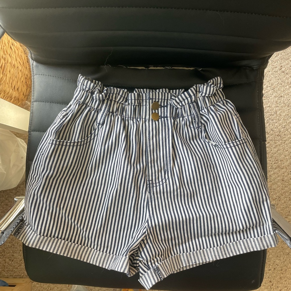Paperbag shorts